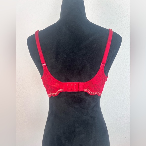 Victoria's Secret Dream Angels Push-up without padding in Red lace Size 36D - Picture 4 of 9